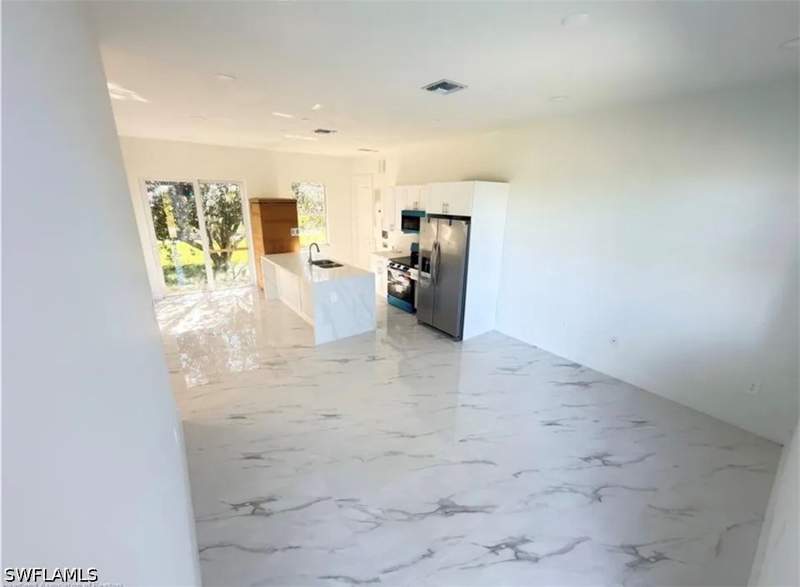 3 bedroom SingleFamilyResidence at 2803 68th St W, Lehigh Acres, Lehigh Acres — photo 4