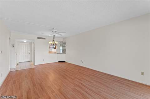21 High Point Cir E 305, Naples FL - photo 10 of 49