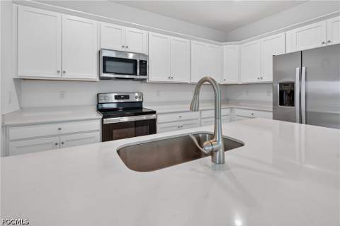 9156 Leatherwood Loop, Lehigh Acres FL - photo 13 of 35