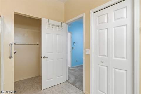 295 Stanhope Cir, Naples FL - photo 24 of 49