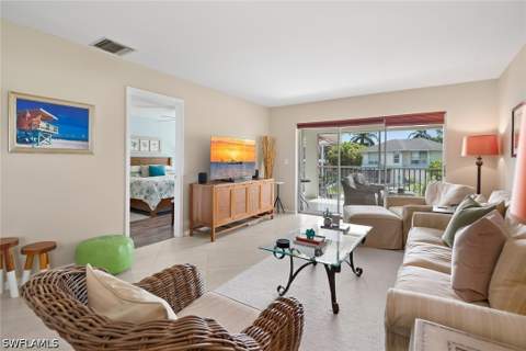 1435 Blue Point Ave 1435, Naples FL - photo 11 of 33