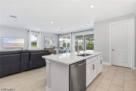 28056 Seasons Tide Ave, Bonita Springs FL - photo 8 of 40