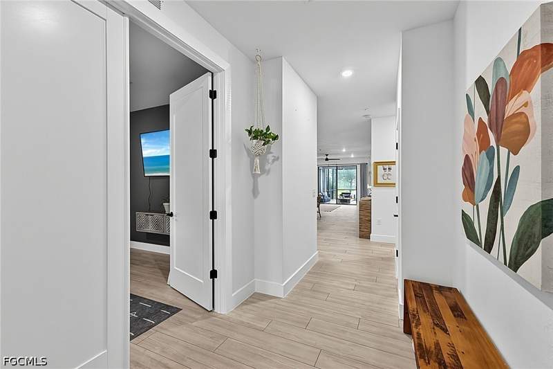 3 bedroom SingleFamilyResidence at 9214 Bexley Dr, Westbrook, Fort Myers — photo 4