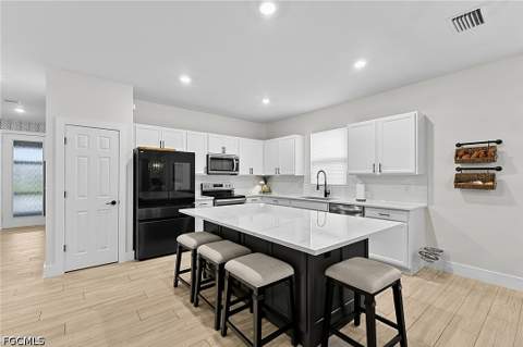 9214 Bexley Dr, Fort Myers FL - photo 8 of 49
