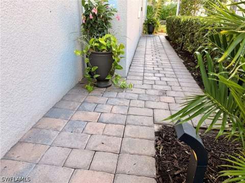 20005 Parrot Key Ct, Estero FL - photo 6 of 35