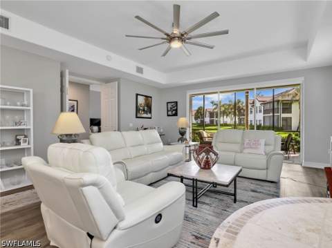 4758 Stratford Ct 1302, Naples FL - photo 15 of 32