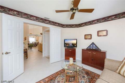 2232 Piccadilly Ct, Naples FL - photo 18 of 39