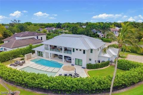 692 Banyan Blvd, Naples FL - photo 11 of 27