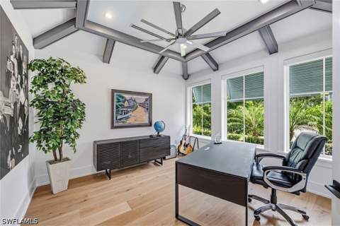 692 Banyan Blvd, Naples FL - photo 15 of 27