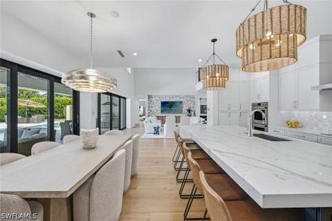 692 Banyan Blvd, Naples FL - photo 7 of 27