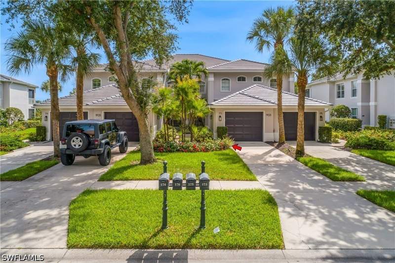 2 bedroom Condominium at 1925 Crestview Way 173, Colonial Links, Naples — photo 2