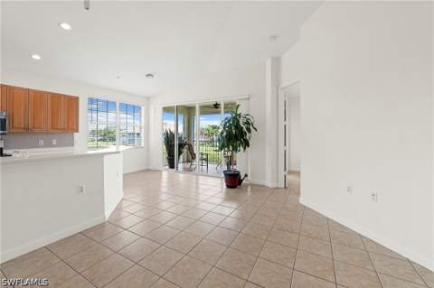 3059 Horizon Ln 1602, Naples FL - photo 15 of 49