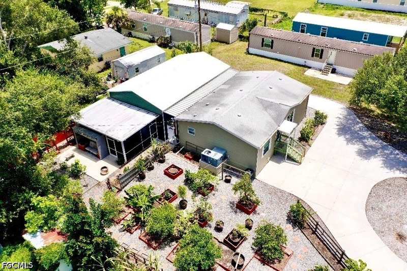 2 bedroom ManufacturedHome at 356 Sacramento St, Palmona Park, North Fort Myers — photo 1
