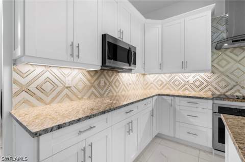 3026 64th Ave NE, Naples FL - photo 15 of 47