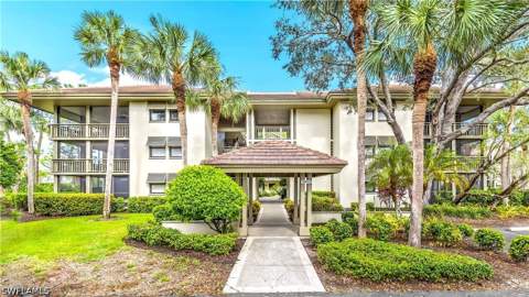 3641 Wild Pines Dr 206, Bonita Springs FL - photo 12 of 33
