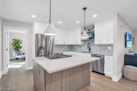 23 Palmview Blvd, Fort Myers Beach FL - photo 12 of 43