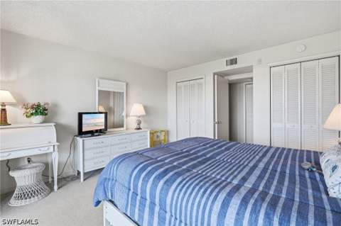 3951 Gulf Shore Blvd N 700, Naples FL - photo 20 of 33