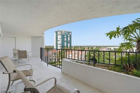3951 Gulf Shore Blvd N 700, Naples FL - photo 23 of 33