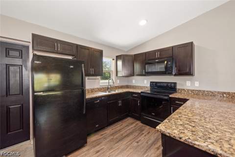 8008 Spice Ct, Labelle FL - photo 11 of 24