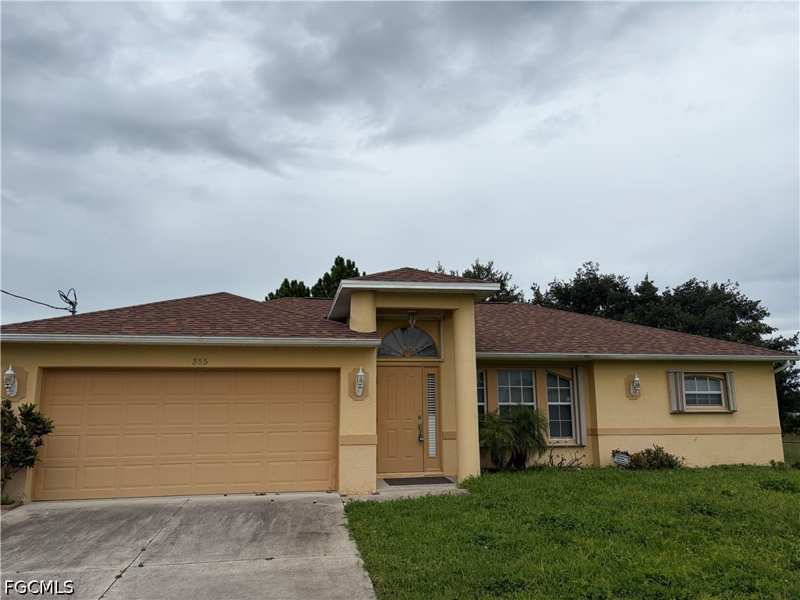3 bedroom SingleFamilyResidence at 355 Paisley Ave, Lehigh Acres, Lehigh Acres — photo 1