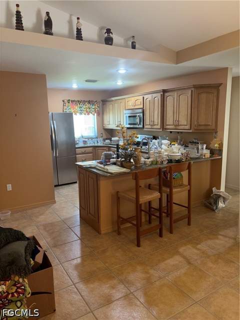 355 Paisley Ave, Lehigh Acres FL - photo 9 of 43
