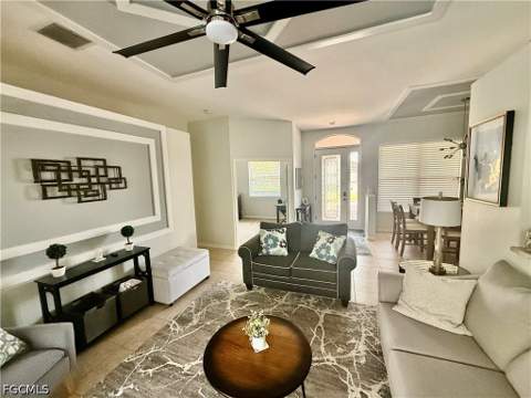 2836 SW 47th Ter, Cape Coral FL - photo 6 of 29