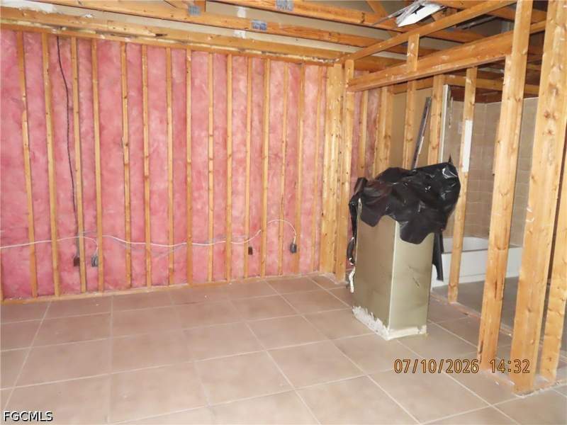 2 bedroom Townhouse at 6012 Timberwood Cir 212, Timberwood Village, Fort Myers — photo 4
