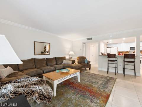 151 Cypress Way E E101, Naples FL - photo 6 of 26