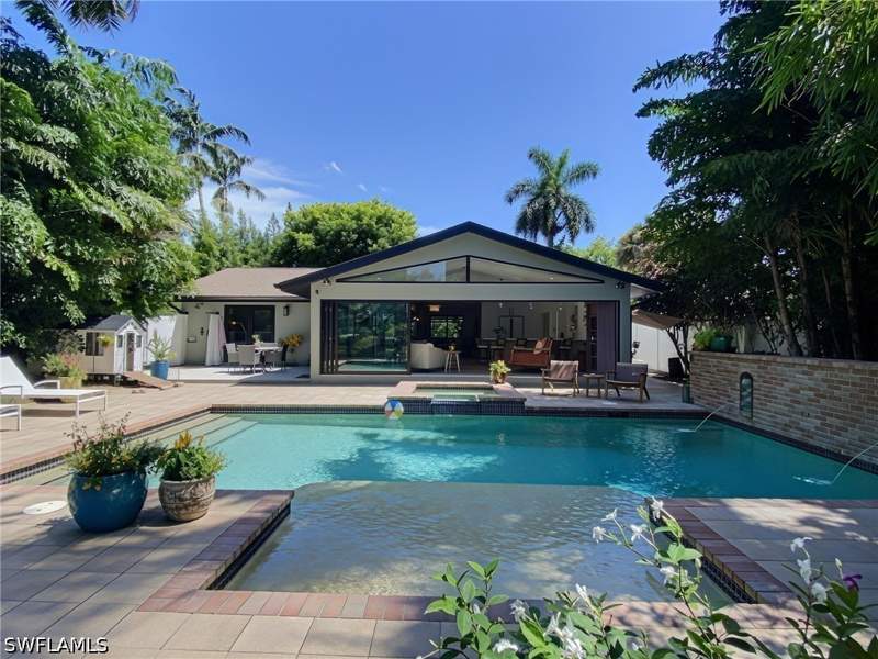 3 bedroom SingleFamilyResidence at 1031 Diana Ave, Sun Terrace, Naples — photo 1