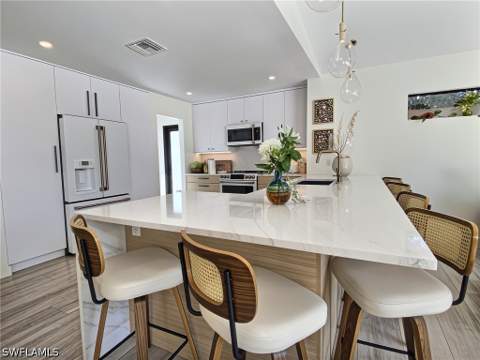 1031 Diana Ave, Naples FL - photo 12 of 29