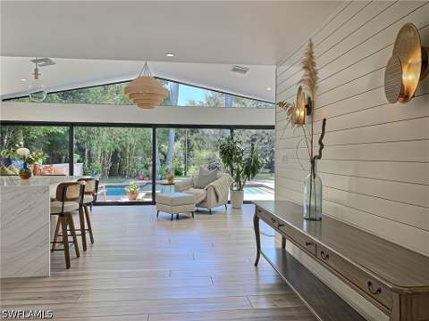 1031 Diana Ave, Naples FL - photo 9 of 29