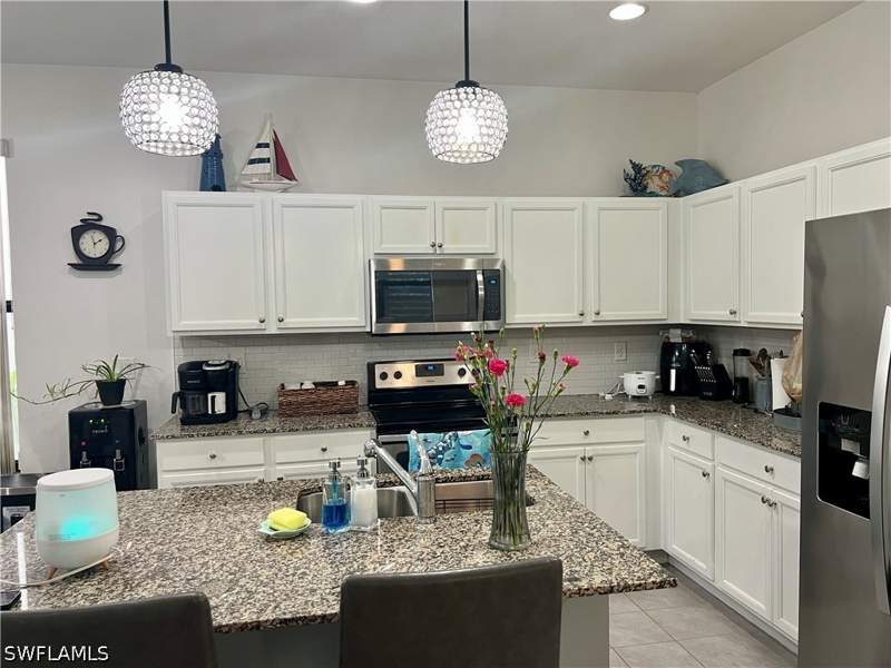 2 bedroom SingleFamilyResidence at 5507 Useppa Dr, Coquina At Maple Ridge, Ave Maria — photo 3