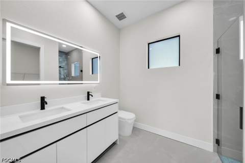 216 NE 25th Ter, Cape Coral FL - photo 18 of 45