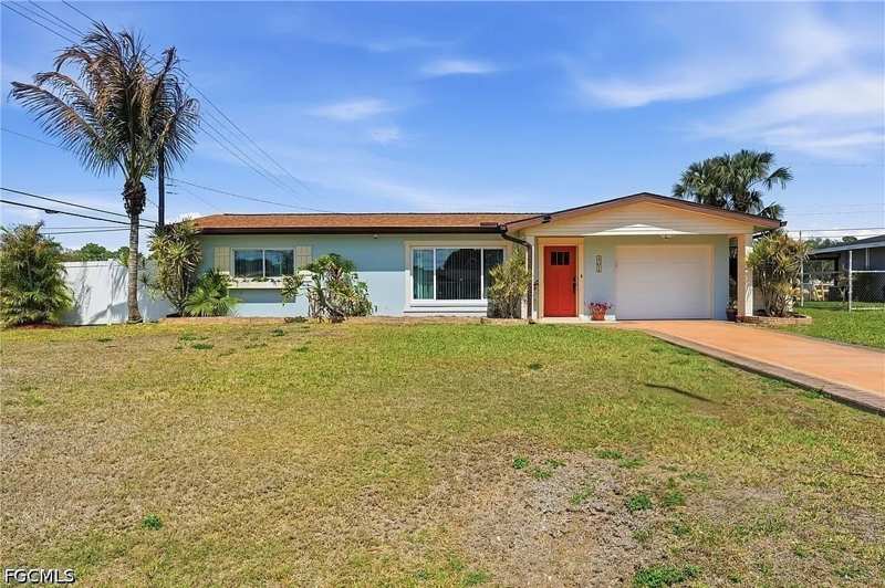 2 bedroom SingleFamilyResidence at 401 E Jasmine Rd, Lehigh Acres, Lehigh Acres — photo 1