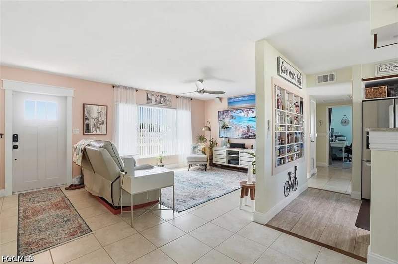 2 bedroom SingleFamilyResidence at 401 E Jasmine Rd, Lehigh Acres, Lehigh Acres — photo 3