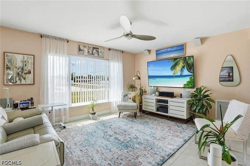 2 bedroom SingleFamilyResidence at 401 E Jasmine Rd, Lehigh Acres, Lehigh Acres — photo 5