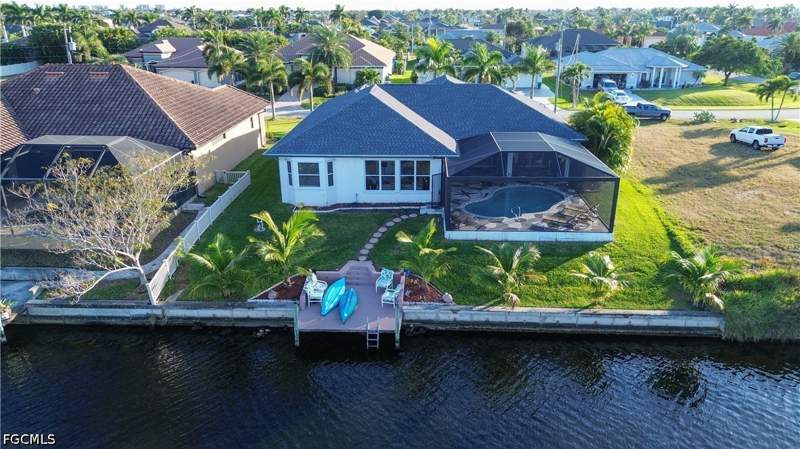 3 bedroom SingleFamilyResidence at 2549 SW 38th St, Cape Coral, Cape Coral — photo 5