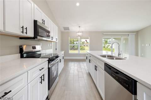 2802 NW 3rd Pl, Cape Coral FL - photo 14 of 34