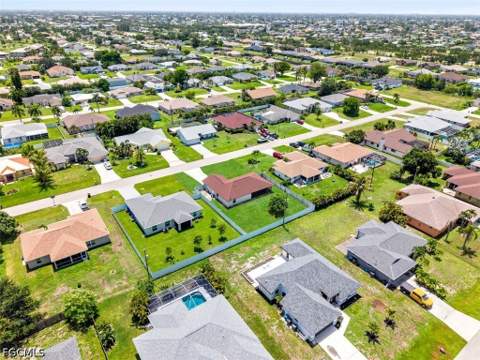 2214 SW 13th Ave, Cape Coral FL - photo 6 of 38