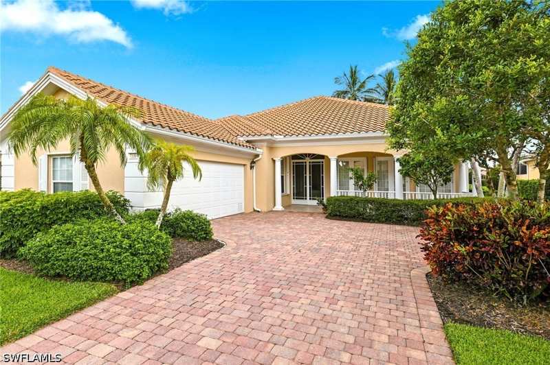 4 bedroom SingleFamilyResidence at 7330 Donatello Ct, Verona Walk, Naples — photo 1