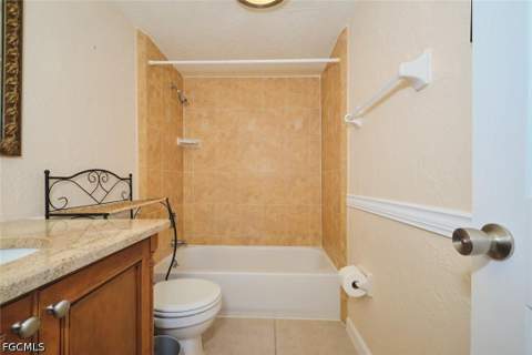 6777 Winkler Rd 142, Fort Myers FL - photo 17 of 38