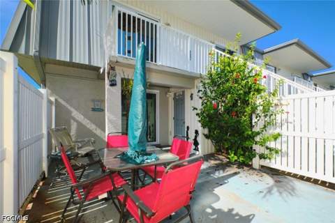 6777 Winkler Rd 142, Fort Myers FL - photo 23 of 38
