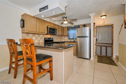 6777 Winkler Rd 142, Fort Myers FL - photo 8 of 38