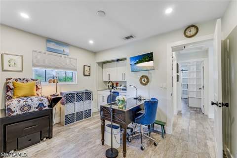 2385 Sunset Ave, Naples FL - photo 9 of 12