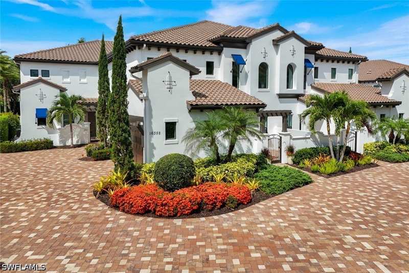 3 bedroom Condominium at 16358 Corsica Way 201, Corsica, Naples — photo 1