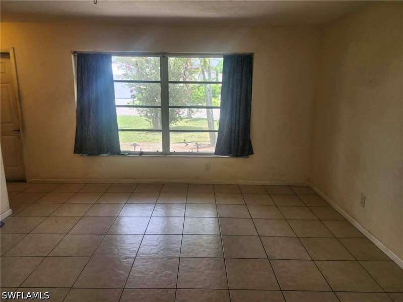 2 bedroom SingleFamilyResidence at 804 92nd Ave N, Naples Park, Naples — photo 4