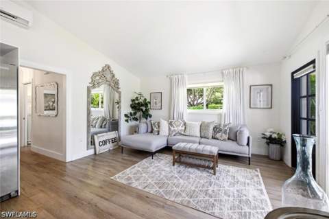 1216 10th St N, Naples FL - photo 12 of 42