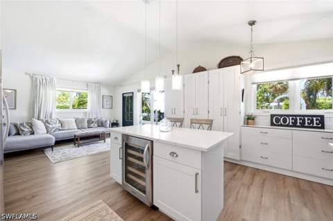 1216 10th St N, Naples FL - photo 17 of 42