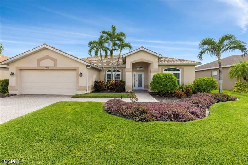 3 bedroom SingleFamilyResidence at 15040 Balmoral Loop, Colonial Pointe, Fort Myers — photo 1