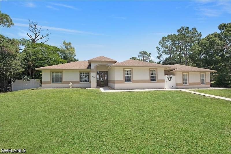 3 bedroom SingleFamilyResidence at 6761 Golden Gate Pkwy, Golden Gate Estates, Naples — photo 5